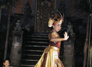 Bali Dance Chandra Wati1