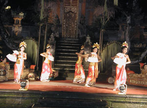 Bali Dance Chandra Wati5