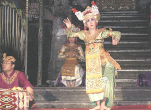 Bali Dance Chandra Wirabuana1