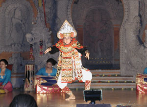 Bali Dance Kiduling Swari4