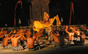 Kecak 

dance (Tanah Lot Temple)
