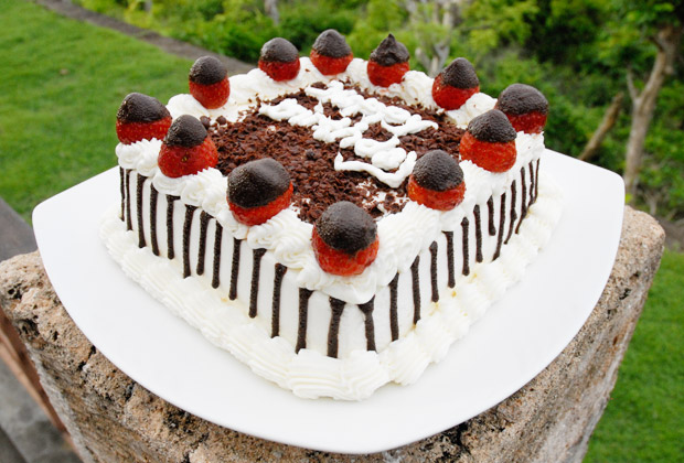 Birthday Plan Jendela Bali Birthday Cake